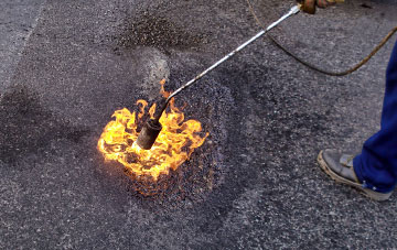 Studham flat roofing repairs