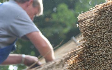 professional Studham thatchers